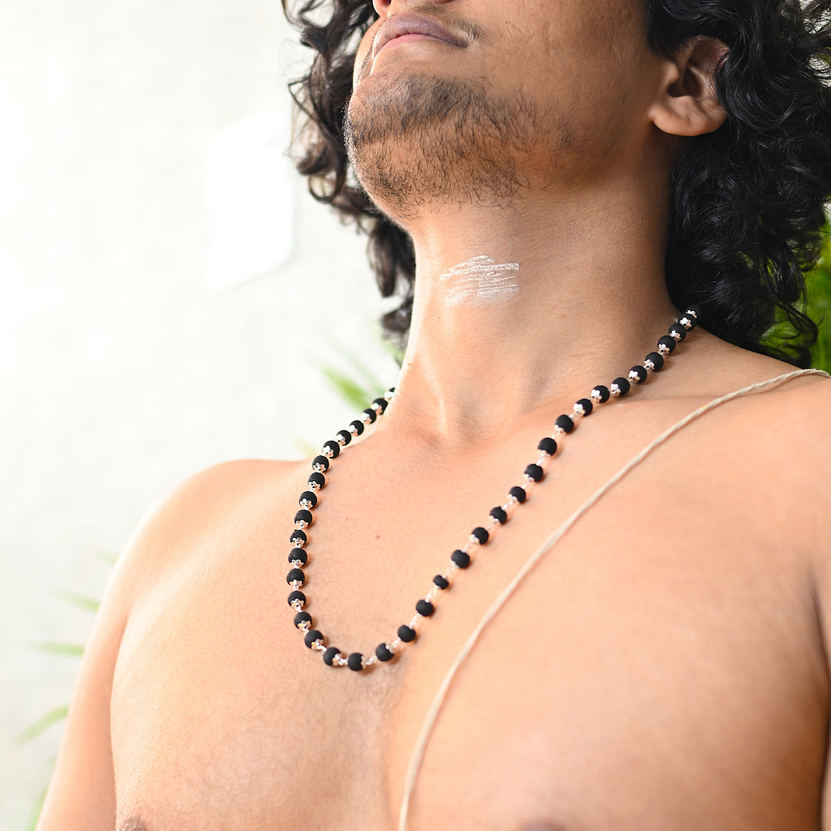 सिद्ध Karungali Mala
